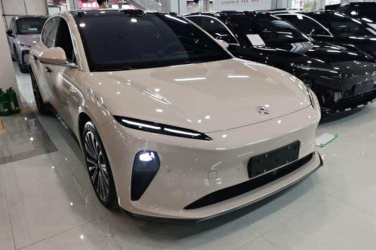 NIO ET5T 2024 — 3