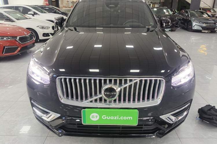 Volvo XC90 2024 — 2