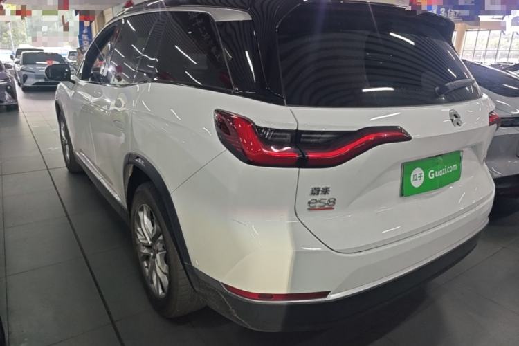 NIO ES8 2020 — 4