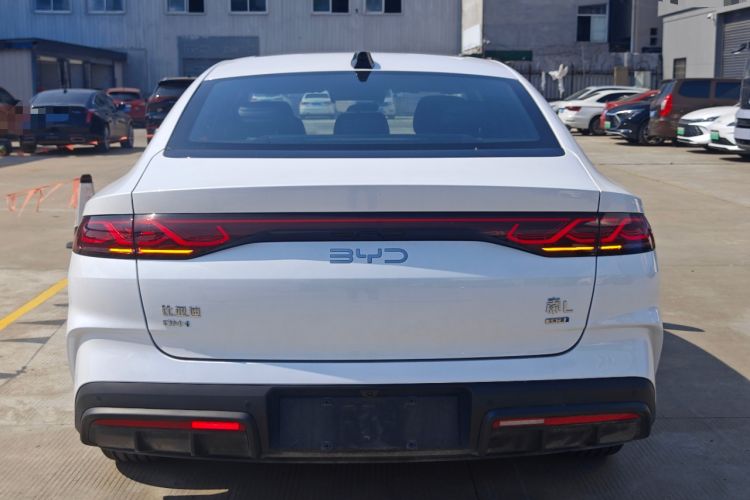 BYD Qin L 2025 — 5