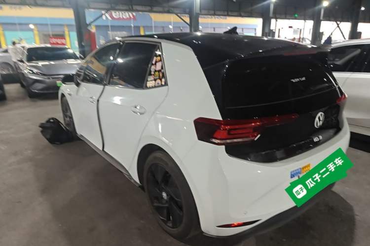 Volkswagen ID.3 2023 — 4