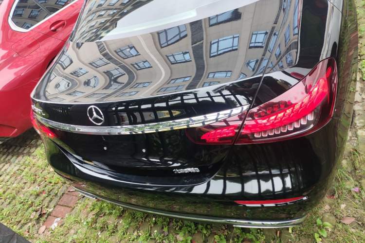 Mercedes-Benz E 260 L 2022 — 5