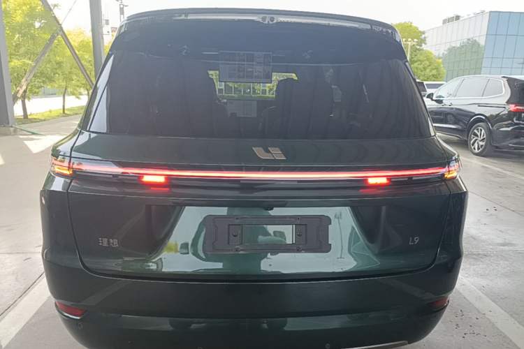 Li Auto L9 2025 — 5