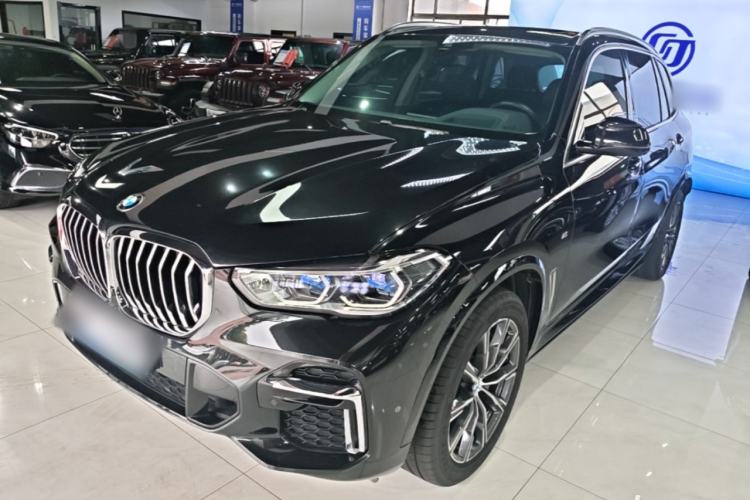 BMW X5 2022 — фото 1
