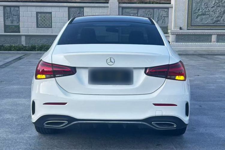 Mercedes-Benz A 180 L 2022 — фото 5
