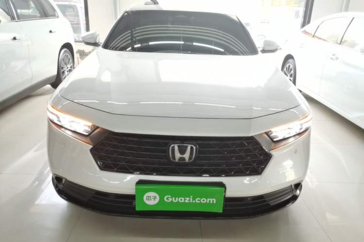 Honda Accord 2023 — фото 2