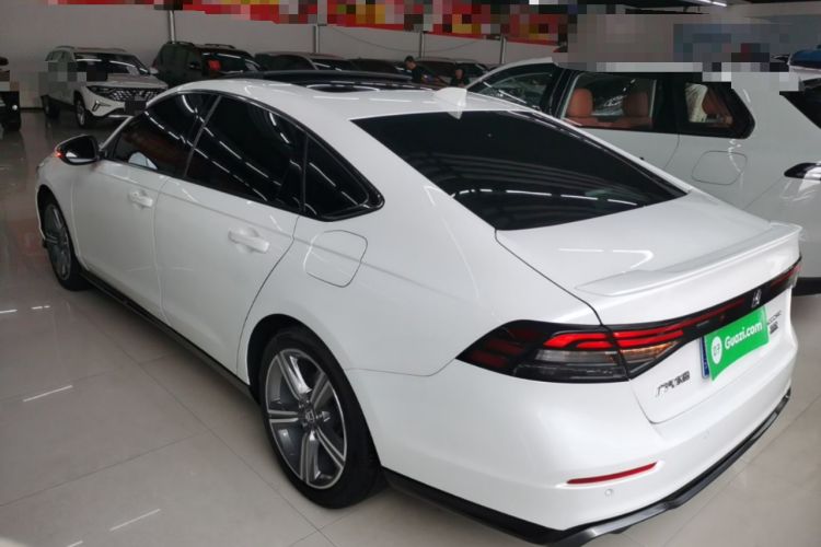 Honda Accord 2023 — фото 4