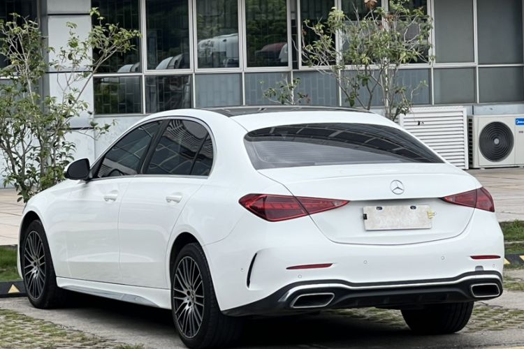 Mercedes-Benz C 260 L 2025 — фото 4