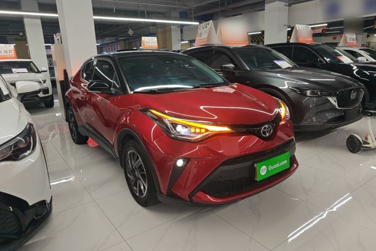Toyota C-HR 2021 — фото 3