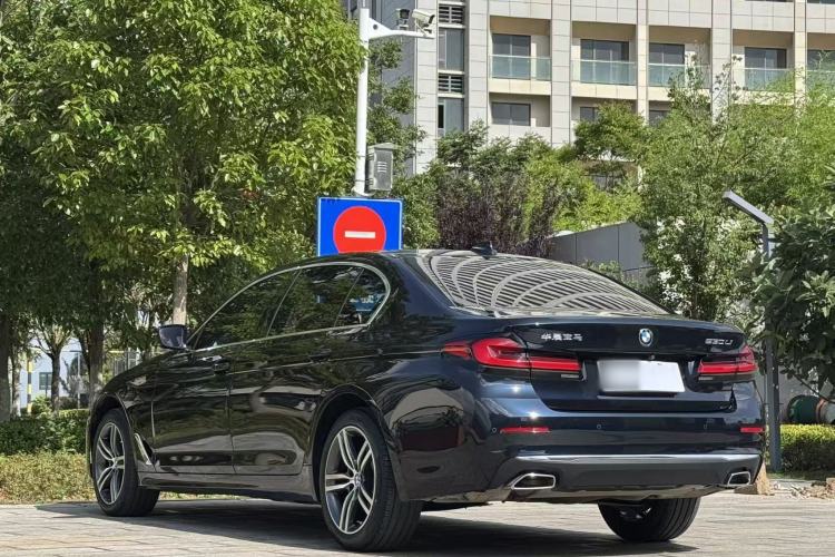 BMW 530Li 2023 — фото 4