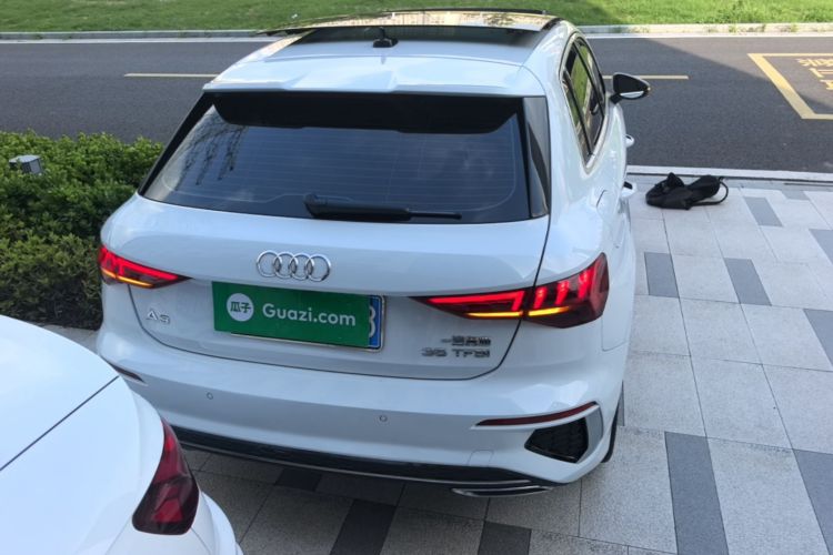 Audi A3 2023 — фото 5