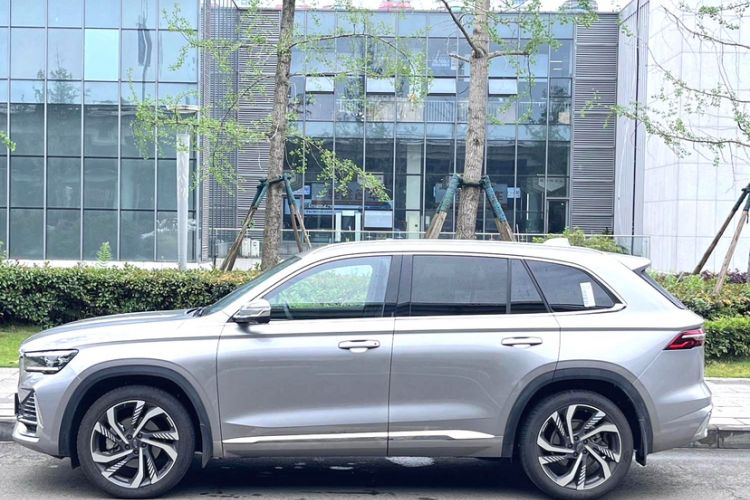 Geely Monjaro L 2024 — фото 3