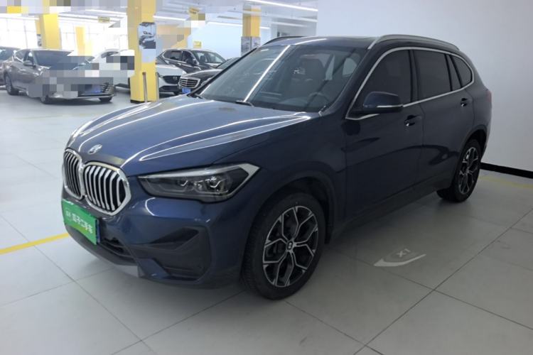 BMW X1 2022 — фото 1