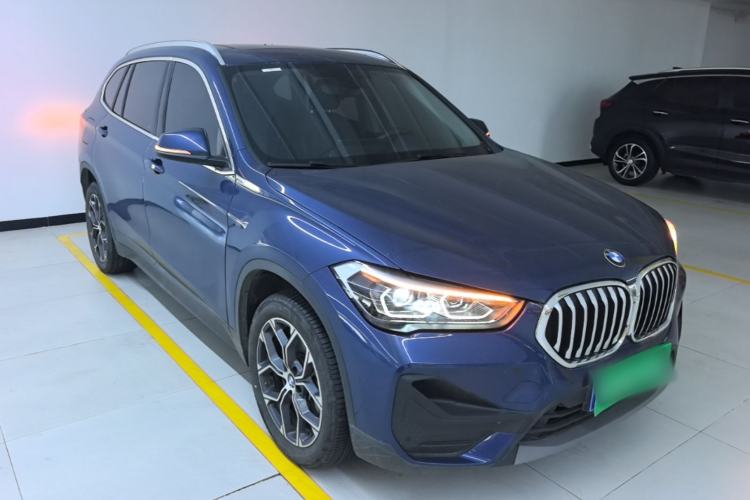 BMW X1 2022 — фото 3