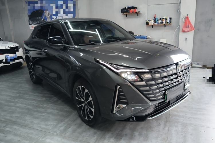 ChangAn UNI-Z 2024 — 3