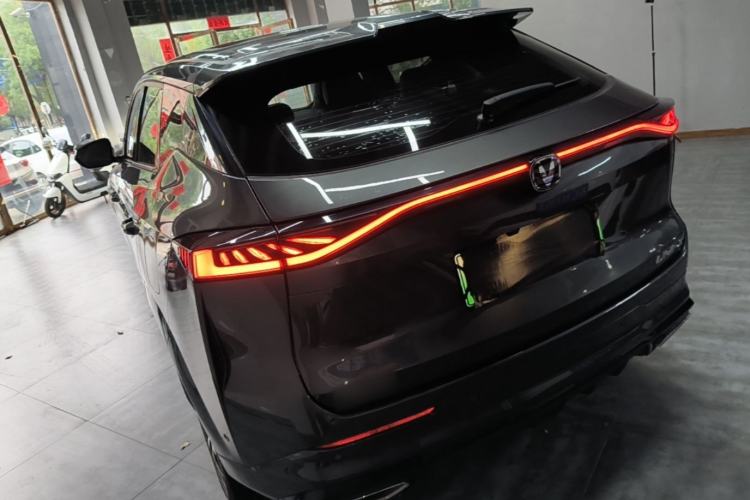 ChangAn UNI-Z 2024 — 4