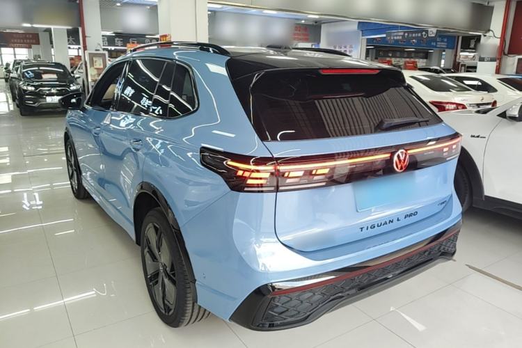Volkswagen Tiguan L 2024 — 4