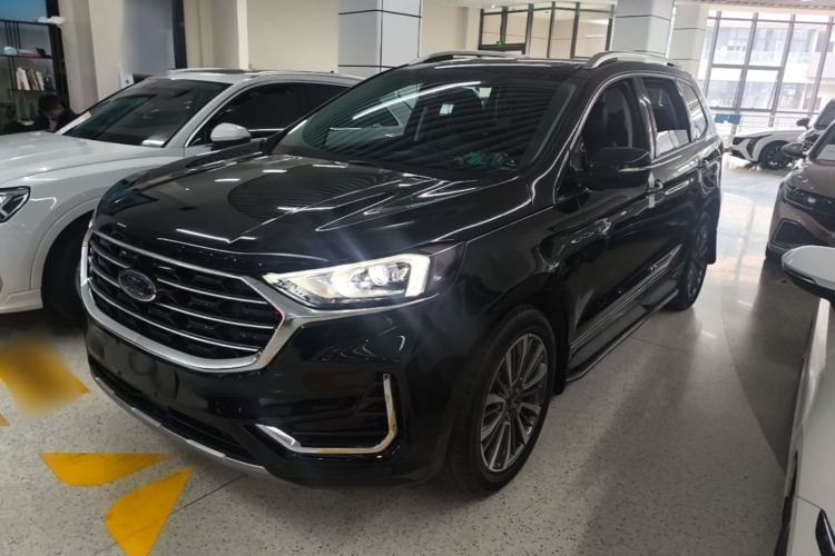 Ford Edge 2021 — фото 1