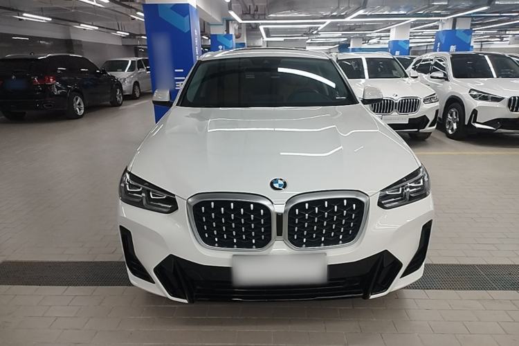 BMW X4 2022 — 2