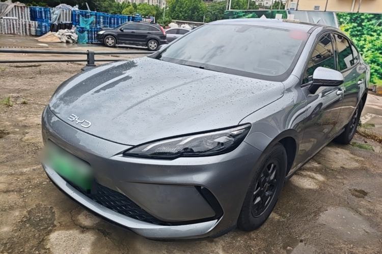 BYD Seal 05 DM-i 2025 — фото 1