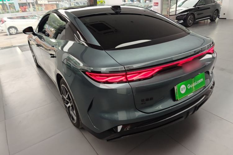 BYD Han L 2025 — 4