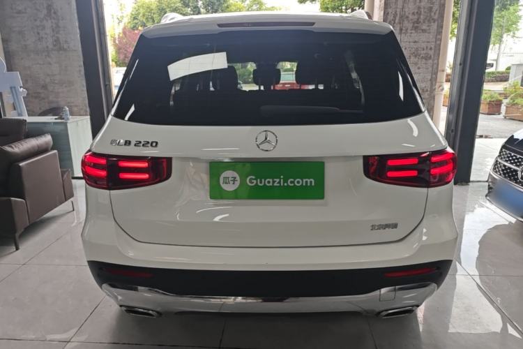 Mercedes-Benz GLB 220 2024 — 5