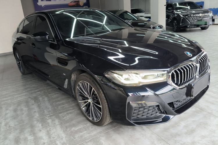 BMW 530Li 2022 — 3