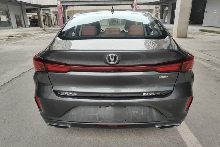 ChangAn Eado 2022 — 5