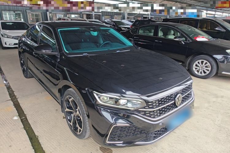 Volkswagen Passat 2023 — 3