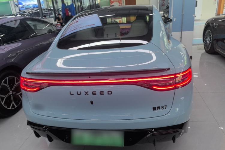 Luxeed Luxeed S7 2026 — 5
