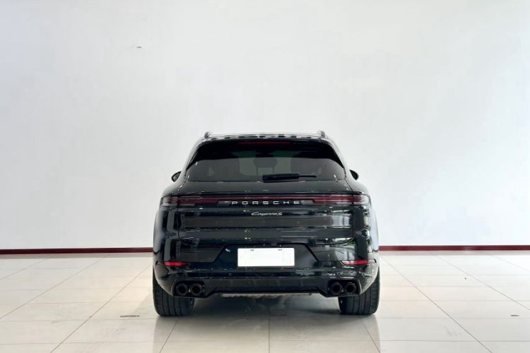 Porsche Cayenne 2025 — 4