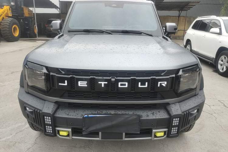 Jetour Traveler 2023 — 2