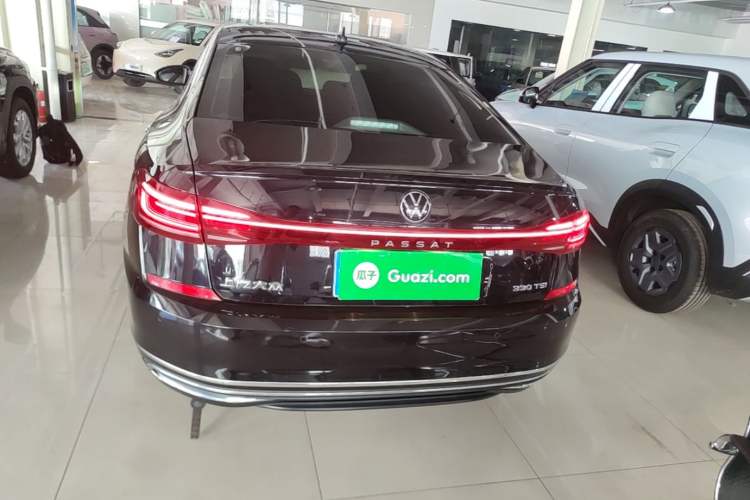 Volkswagen Passat 2023 — 5