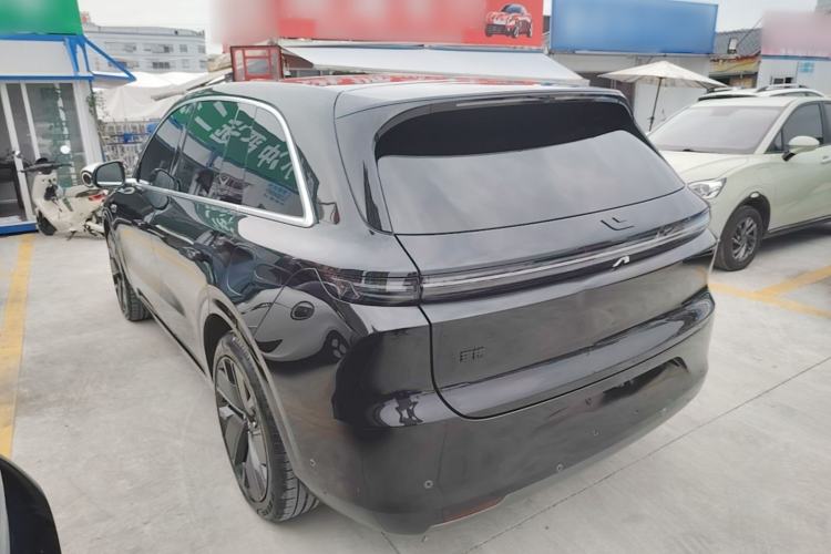 Li Auto L6 2025 — 4