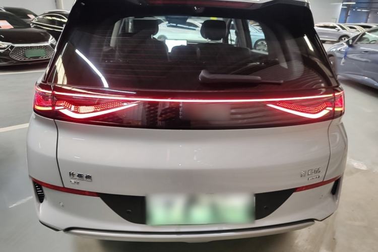 BYD Sealion 05 EV 2025 — 5