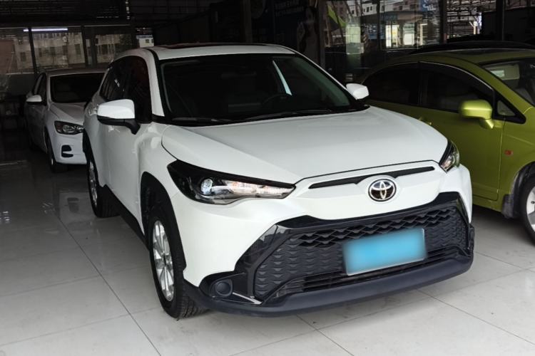Toyota Corolla Cross 2022 — фото 3