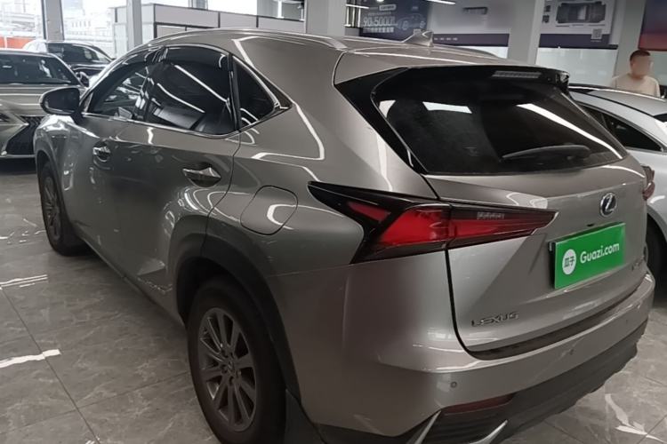 Lexus NX 300h 2020 — фото 4