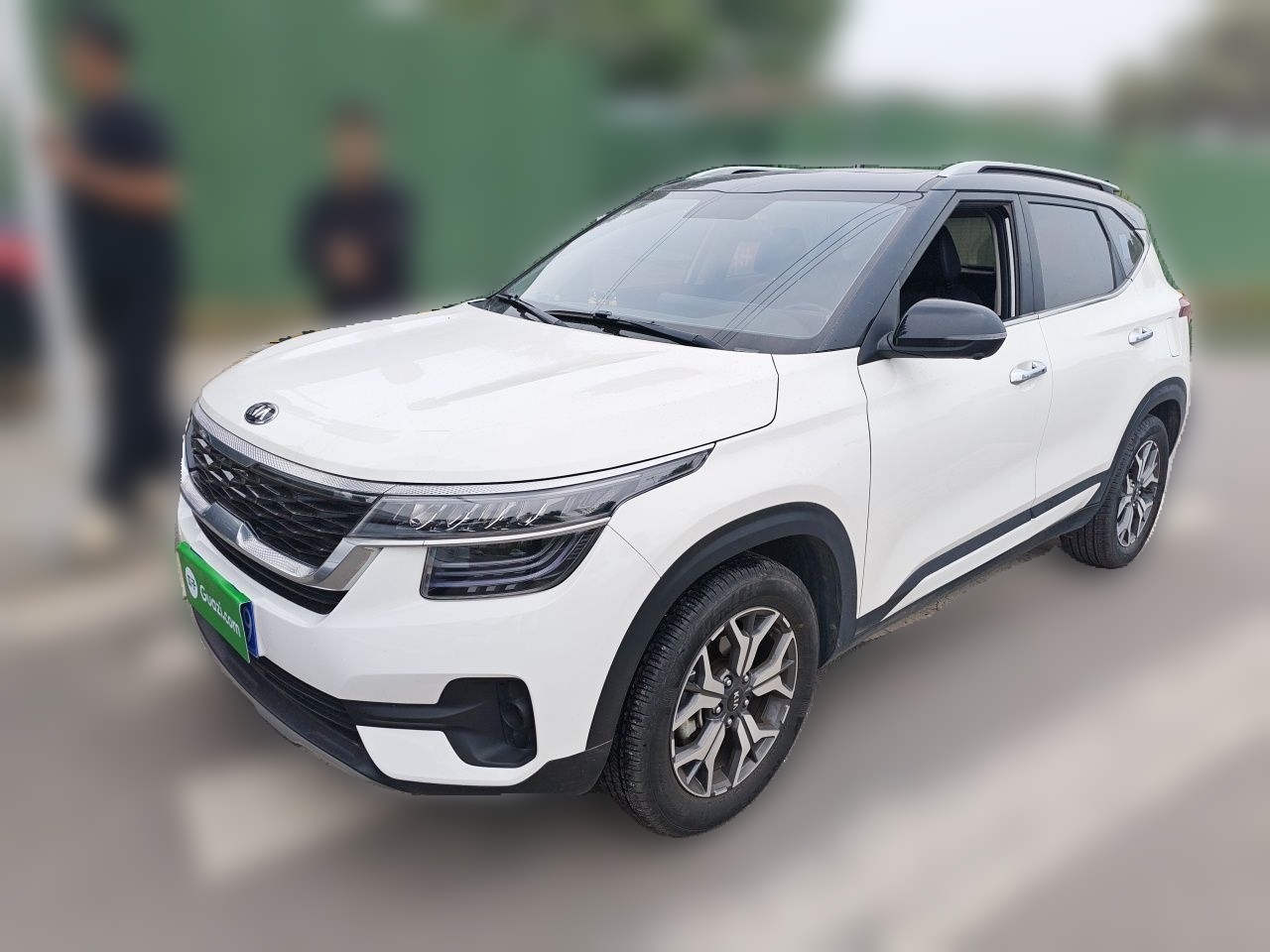Kia KX3 2020 — фото 1