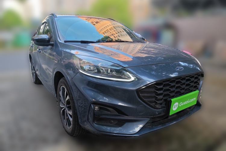 Ford Escape 2020 — 3