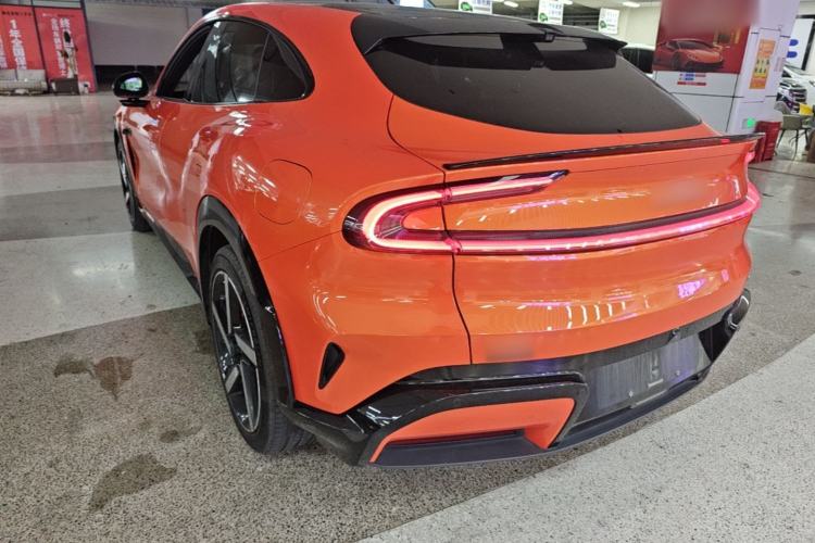 Xiaomi YU7 2025 — 4