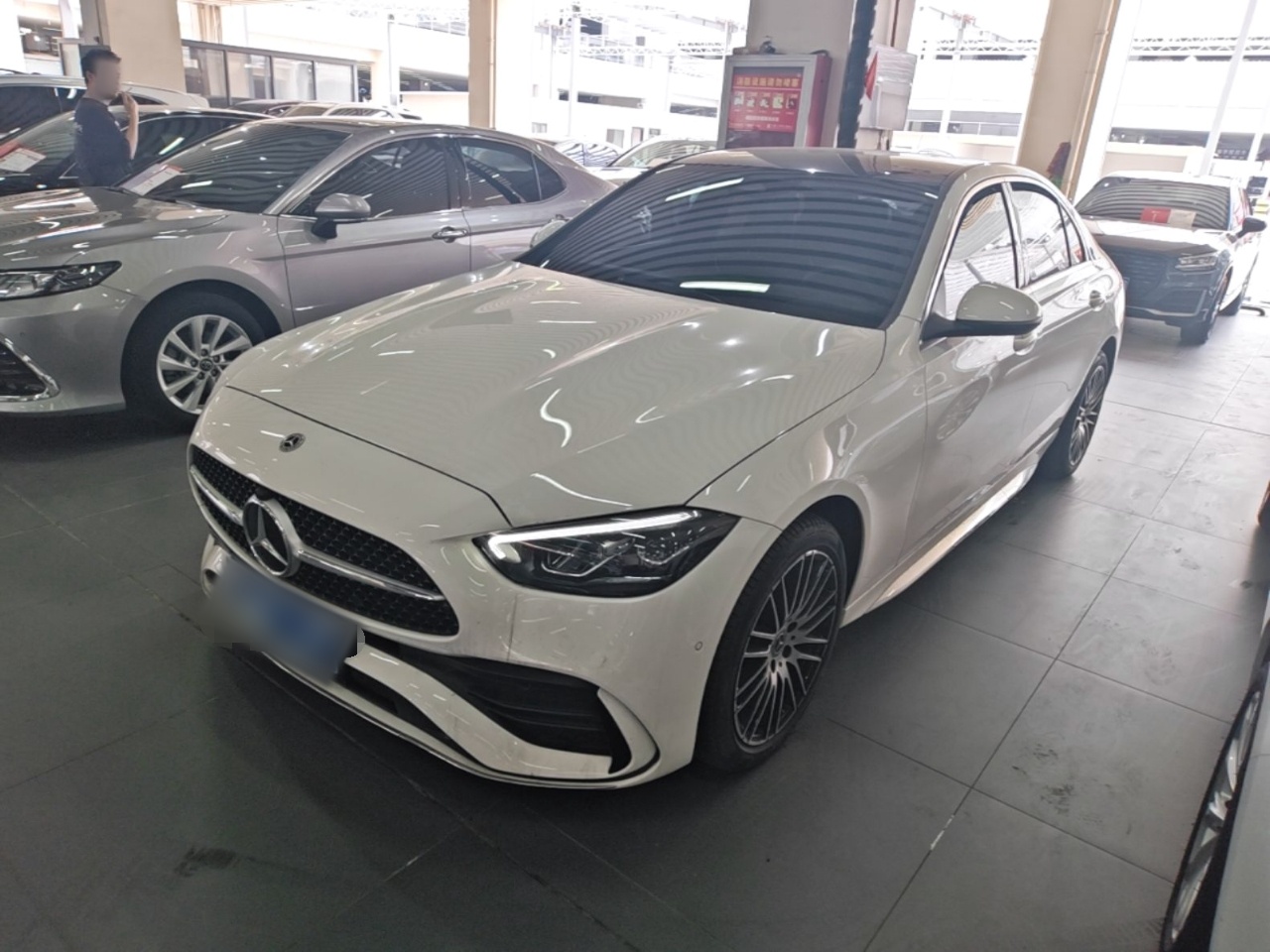 Mercedes-Benz C 260 L 2023 — фото 1