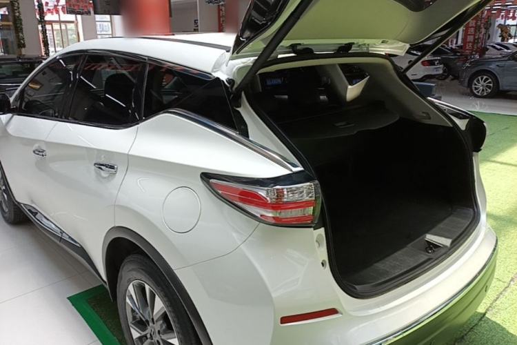 Nissan Murano 2021 — 4