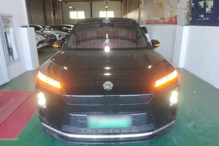 NIO ES8 2026 — 2