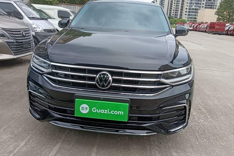 Volkswagen Tiguan L 2022 — фото 2