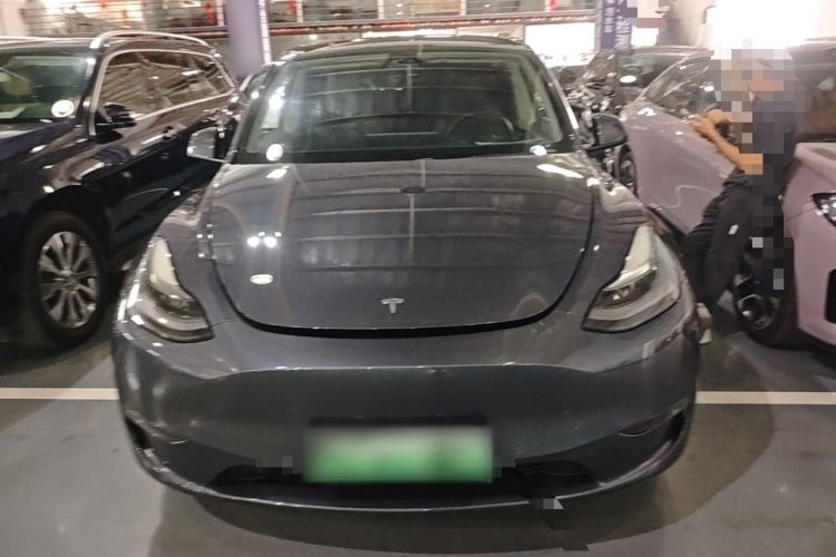 Tesla Model Y 2021 — 2