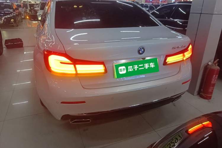BMW 535Le 2022 — 5