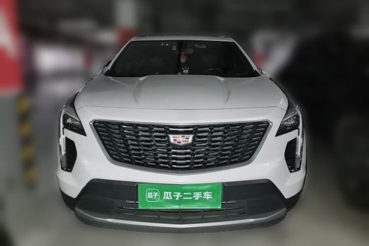 Cadillac XT4 2021 — фото 2