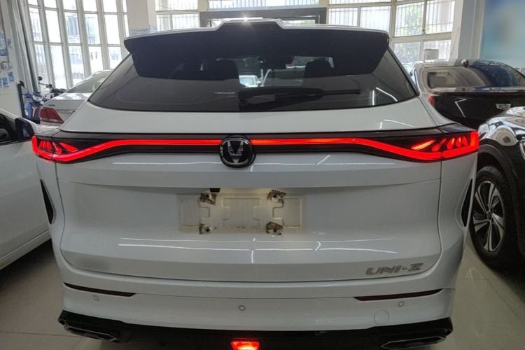 ChangAn UNI-Z 2025 — 5