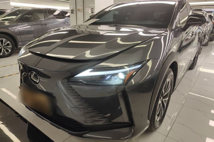 Lexus RZ 450e 2023 — фото 1