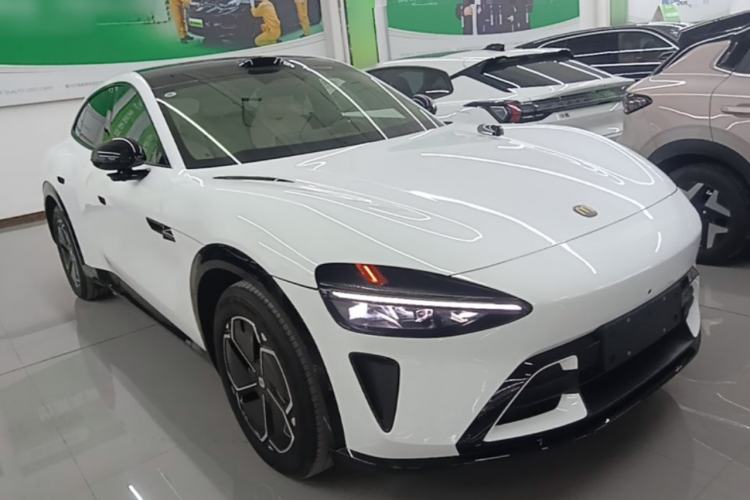 Xiaomi Auto YU7 2025 — 3